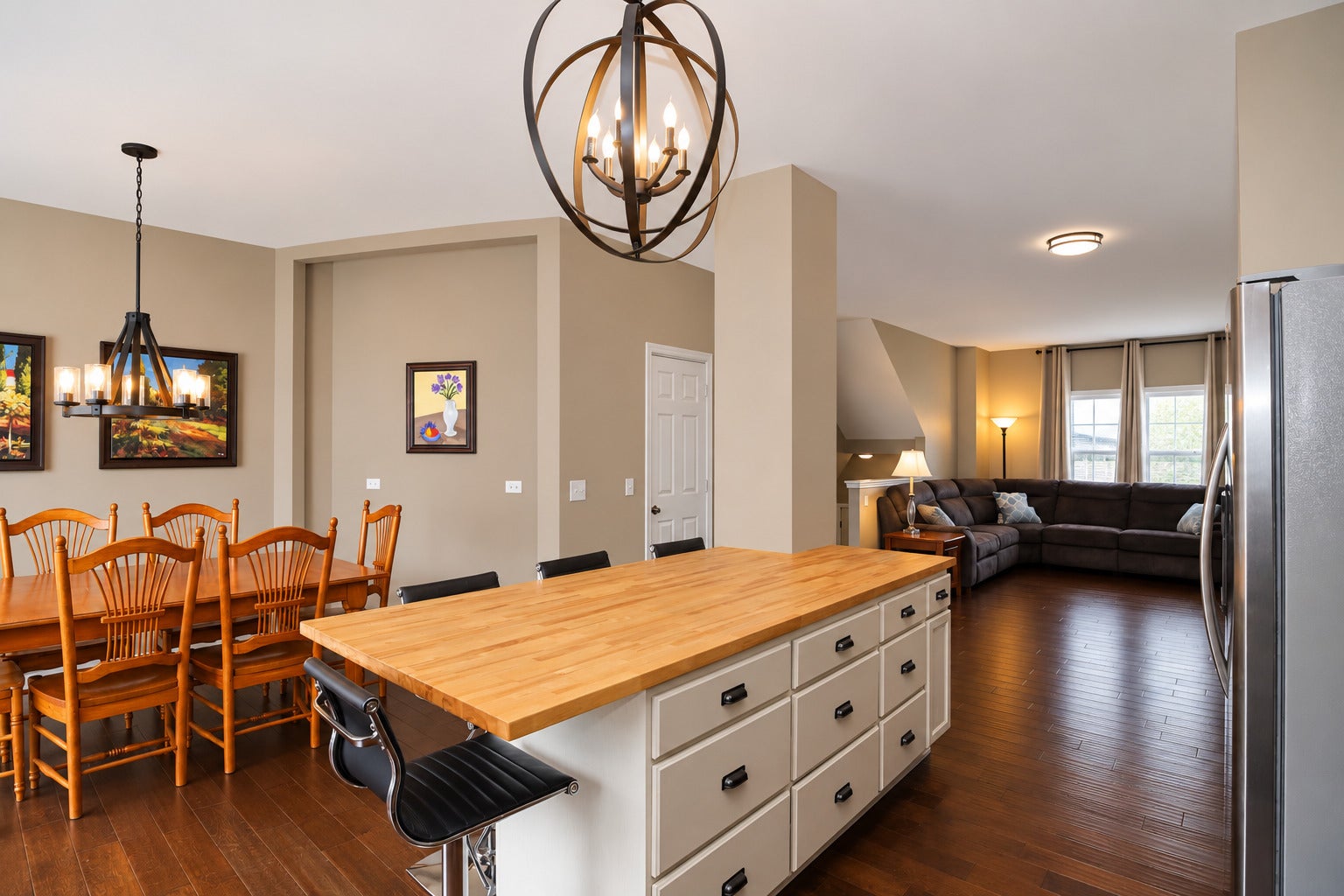 142 Lakeshore Drive