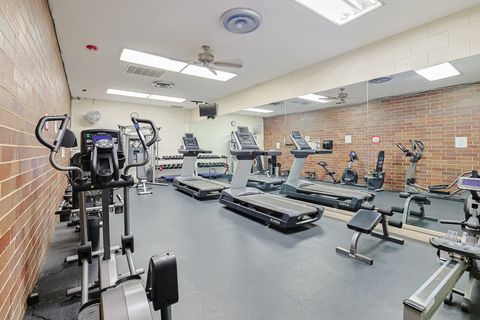 Tiny photo for 638 NAPLES Court #638, Glenview, IL 60025 (MLS # 12597378)