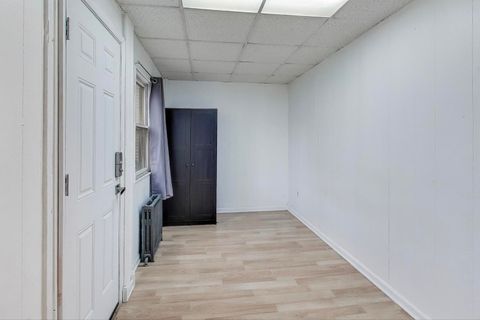 Tiny photo for 902 S Claremont Avenue #1, Chicago, IL 60612 (MLS # 12524228)