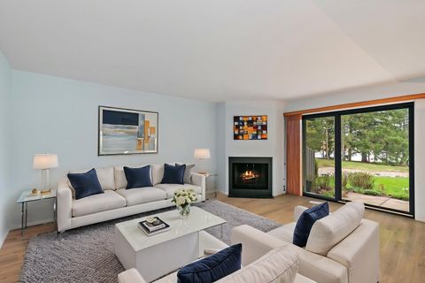 Tiny photo for 287 Deer Trail Court #D, Lake Barrington, IL 60010 (MLS # 12619704)