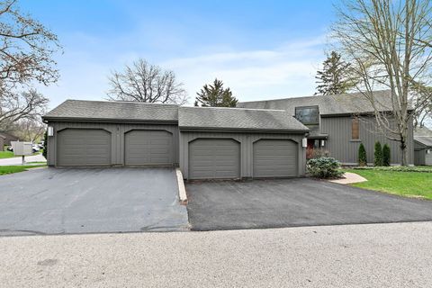 Tiny photo for 287 Deer Trail Court #D, Lake Barrington, IL 60010 (MLS # 12619704)