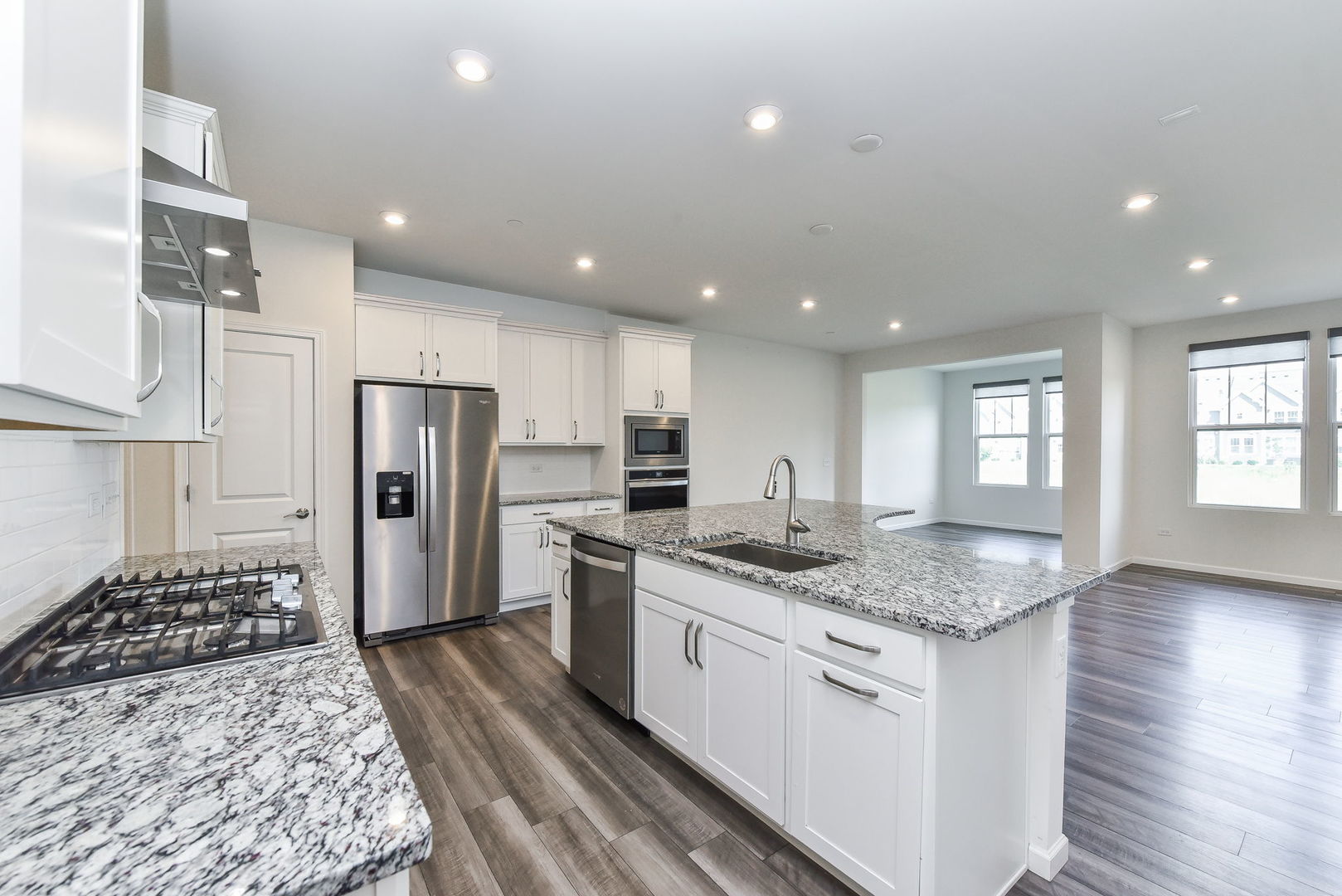 2206 Weatherbee Lane