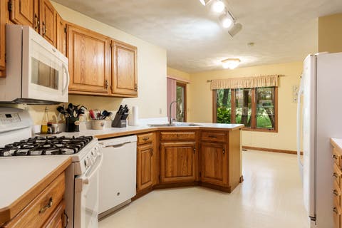 Tiny photo for 13273 Weatherfield Way, Roscoe, IL 61073 (MLS # 12706039)