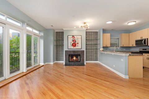 Tiny photo for 2352 W Bloomingdale Avenue #3W, Chicago, IL 60647 (MLS # 12632621)