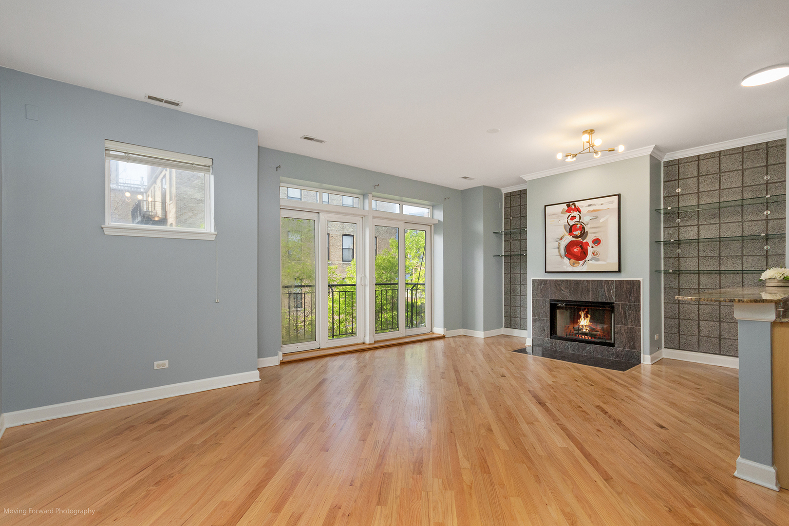 2352 W Bloomingdale Avenue 3W