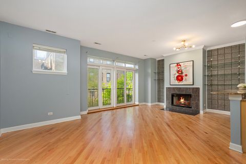 Tiny photo for 2352 W Bloomingdale Avenue #3W, Chicago, IL 60647 (MLS # 12632621)