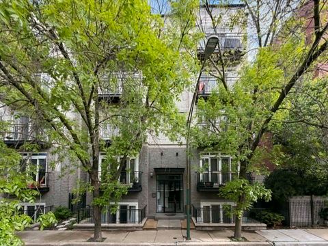 Tiny photo for 2352 W Bloomingdale Avenue #3W, Chicago, IL 60647 (MLS # 12632621)
