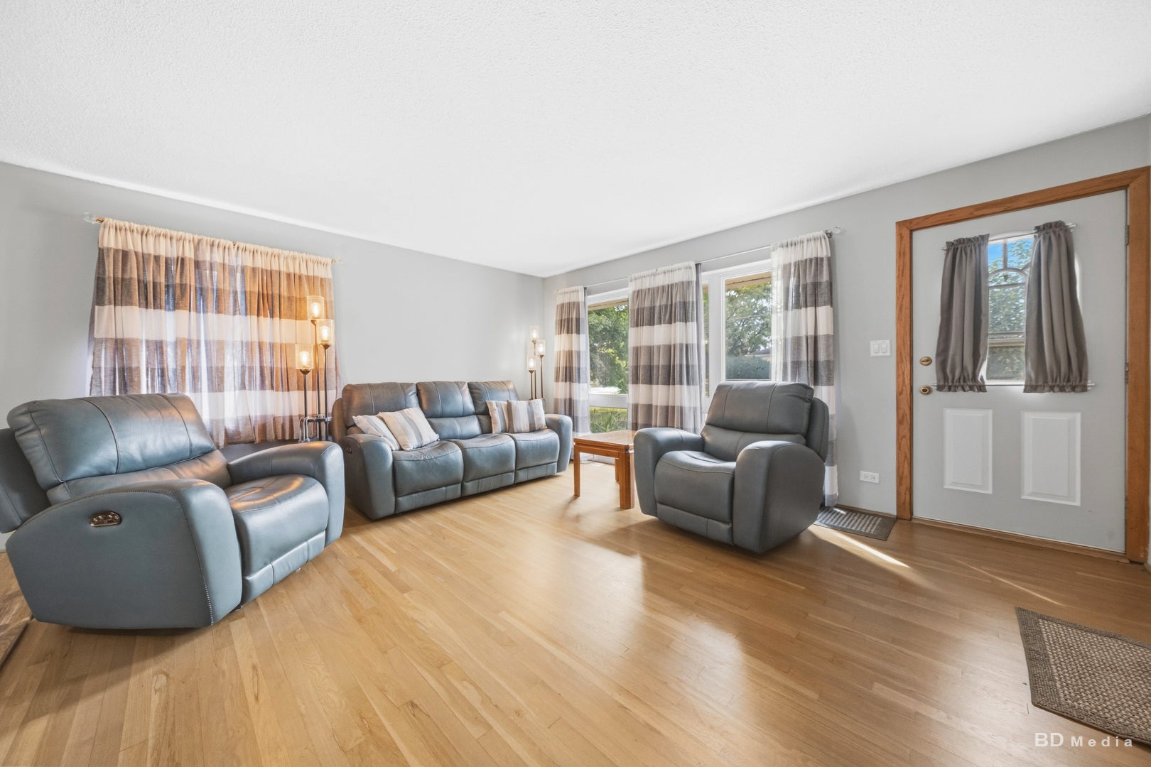 6314 W 85th Street