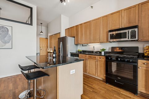 Tiny photo for 321 S Sangamon Street #908, Chicago, IL 60607 (MLS # 12479775)