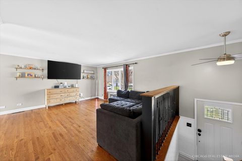 Tiny photo for 1214 Jill Peak Drive, Sleepy Hollow, IL 60118 (MLS # 12603026)