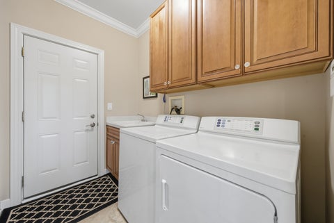 Tiny photo for 703 FIELDSTONE Court, Inverness, IL 60010 (MLS # 12682830)