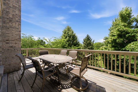 Tiny photo for 703 FIELDSTONE Court, Inverness, IL 60010 (MLS # 12682830)