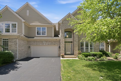 Photo of 703 FIELDSTONE Court, Inverness, IL 60010 (MLS # 12682830)