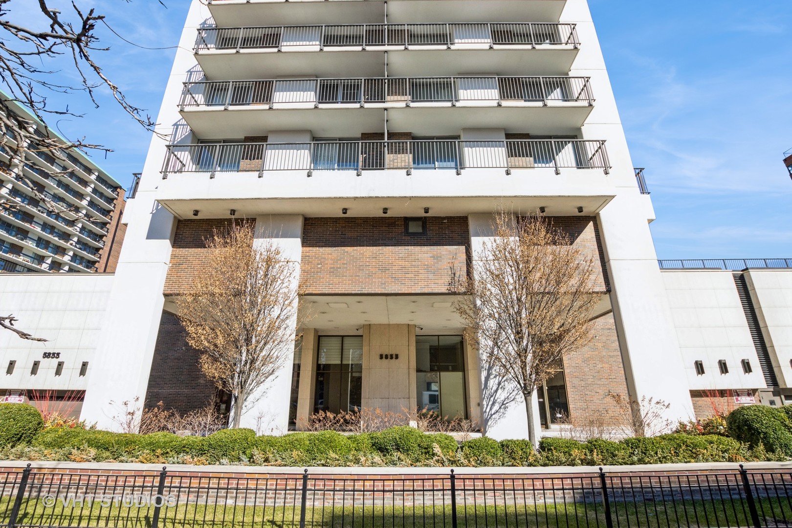 5855 N Sheridan Road 26DF