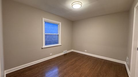 Tiny photo for 8943 S Ridgeland Avenue, Chicago, IL 60617 (MLS # 12520001)