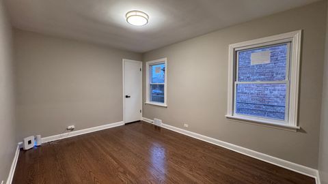Tiny photo for 8943 S Ridgeland Avenue, Chicago, IL 60617 (MLS # 12520001)