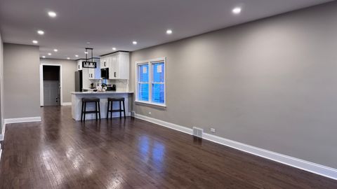 Tiny photo for 8943 S Ridgeland Avenue, Chicago, IL 60617 (MLS # 12520001)