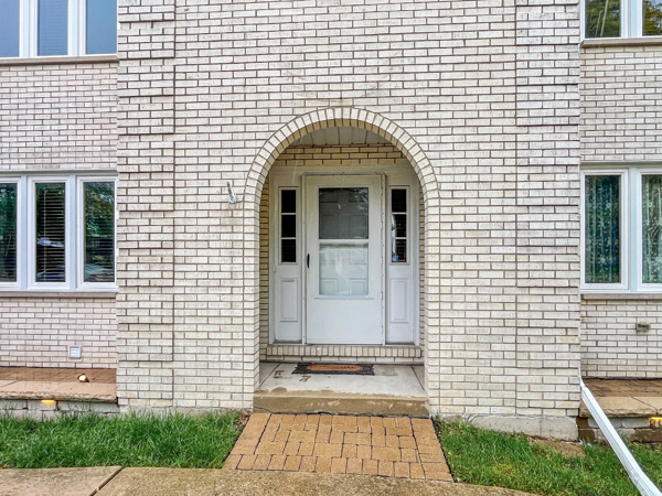 1220 N Honey Hill Road