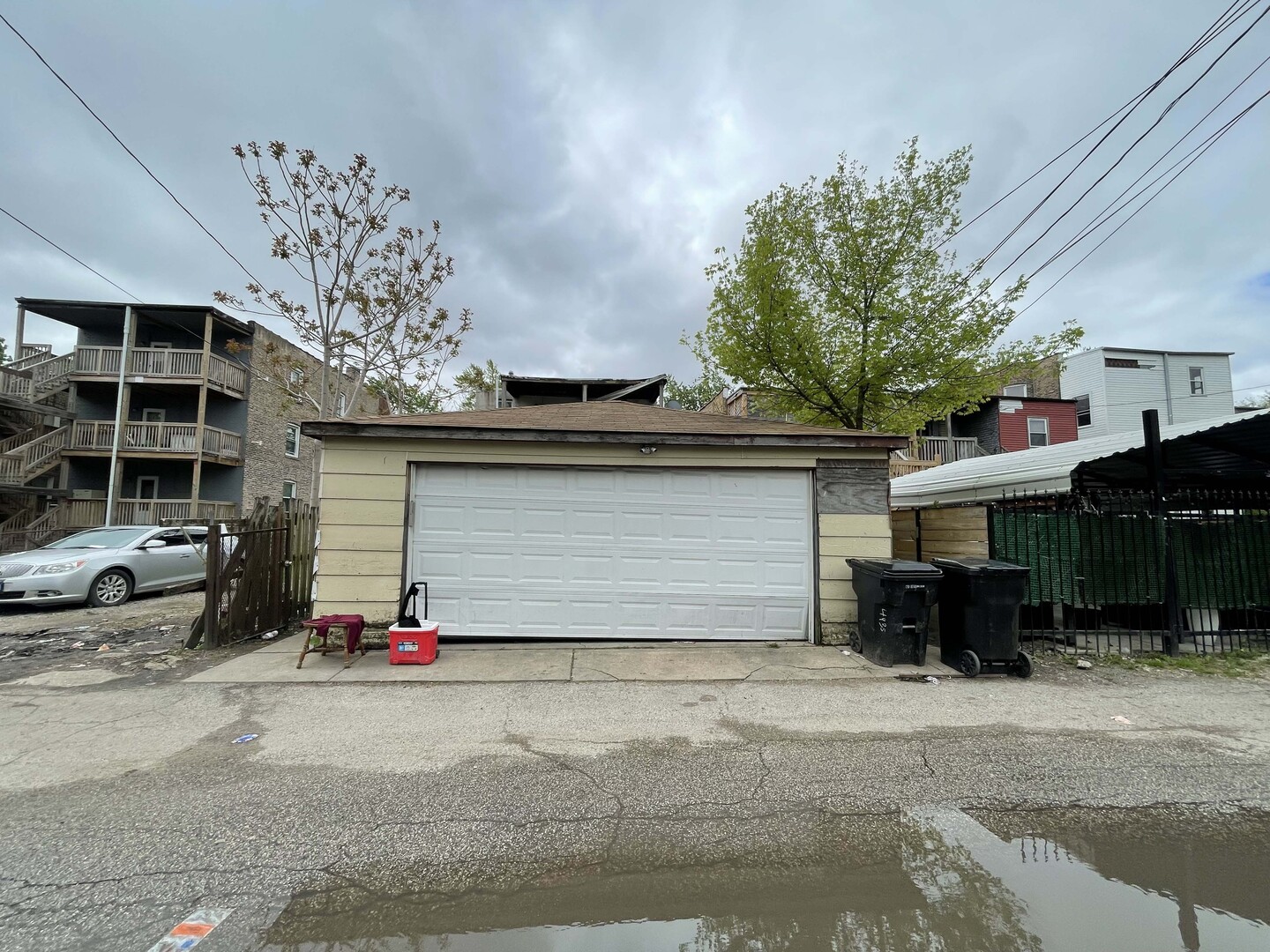 4930 W Adams Street