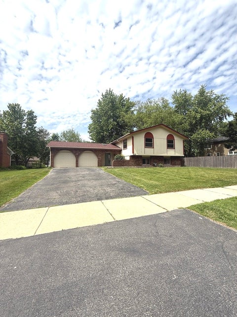 Tiny photo for 425 Carriage Hill Road, Naperville, IL 60565 (MLS # 12663008)