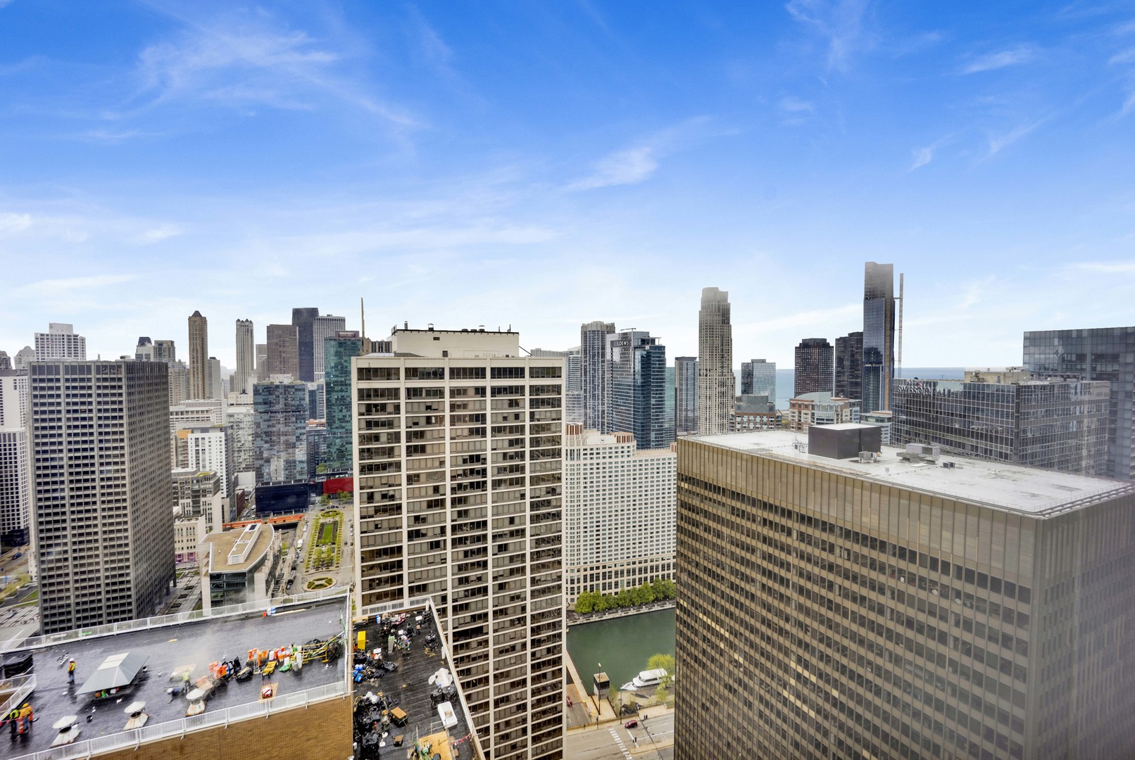 222 N Columbus Drive 4606