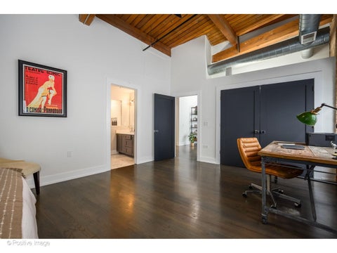 Tiny photo for 420 W Ontario Street #405, Chicago, IL 60654 (MLS # 12753902)