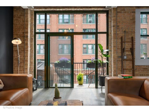 Tiny photo for 420 W Ontario Street #405, Chicago, IL 60654 (MLS # 12753902)