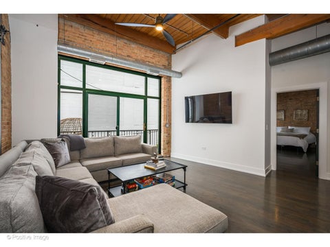 Tiny photo for 420 W Ontario Street #405, Chicago, IL 60654 (MLS # 12753902)