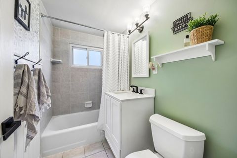 Tiny photo for 51 W Crystal Avenue, Lombard, IL 60148 (MLS # 12623092)