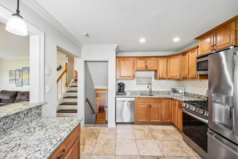 Tiny photo for 51 W Crystal Avenue, Lombard, IL 60148 (MLS # 12623092)