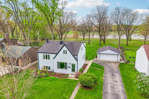 51 W Crystal Avenue Lombard IL 60148