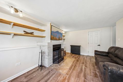 Tiny photo for 51 W Crystal Avenue, Lombard, IL 60148 (MLS # 12623092)