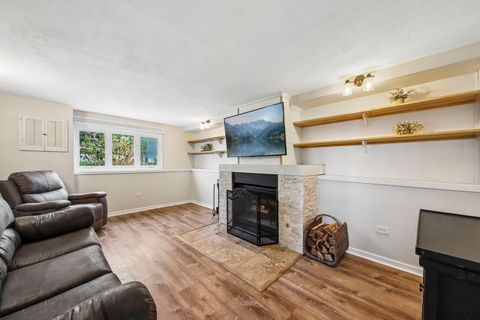 Tiny photo for 51 W Crystal Avenue, Lombard, IL 60148 (MLS # 12623092)