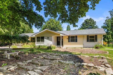 Tiny photo for 3104 Valley Brook Drive, Champaign, IL 61822 (MLS # 12685349)