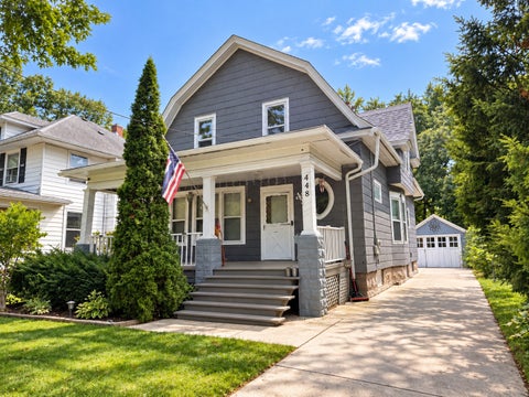 Photo of 448 Grand Avenue, Aurora, IL 60506 (MLS # 12756573)