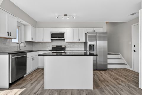 Tiny photo for 6260 S Newland Avenue #3S, Chicago, IL 60638 (MLS # 12594285)