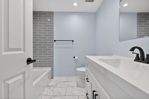 Tiny photo for 6260 S Newland Avenue #3S, Chicago, IL 60638 (MLS # 12594285)