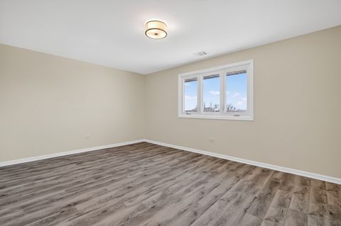 Tiny photo for 6260 S Newland Avenue #3S, Chicago, IL 60638 (MLS # 12594285)