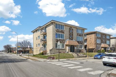 Tiny photo for 6260 S Newland Avenue #3S, Chicago, IL 60638 (MLS # 12594285)
