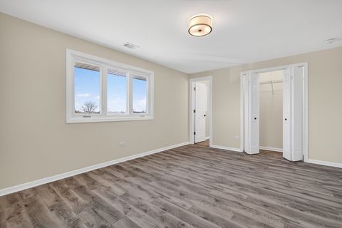 Tiny photo for 6260 S Newland Avenue #3S, Chicago, IL 60638 (MLS # 12594285)