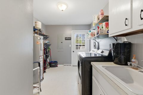 Tiny photo for 1810 W Chestnut Street, Marion, IL 62959 (MLS # 12620683)