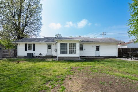 Tiny photo for 1810 W Chestnut Street, Marion, IL 62959 (MLS # 12620683)