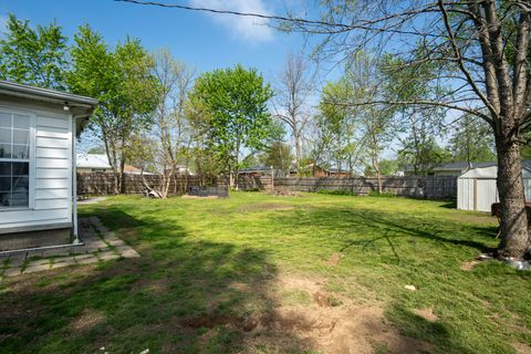 Tiny photo for 1810 W Chestnut Street, Marion, IL 62959 (MLS # 12620683)