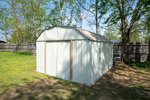 Tiny photo for 1810 W Chestnut Street, Marion, IL 62959 (MLS # 12620683)