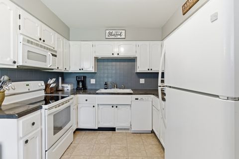 Tiny photo for 1810 W Chestnut Street, Marion, IL 62959 (MLS # 12620683)