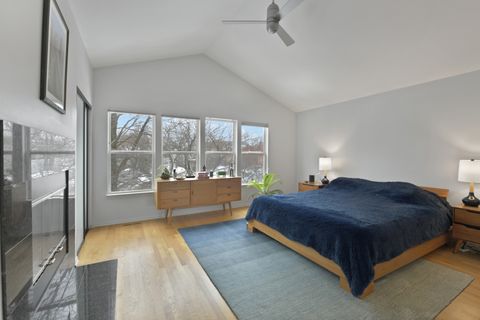 Tiny photo for 335 W Evergreen Avenue, Chicago, IL 60610 (MLS # 12579383)