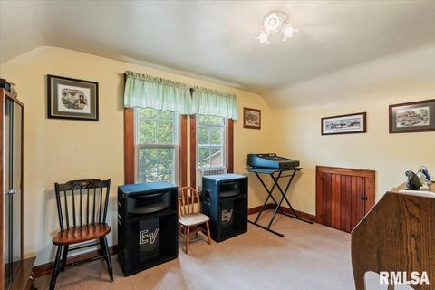 Tiny photo for 914 1ST Avenue, Hampton, IL 61256 (MLS # QC4268039)