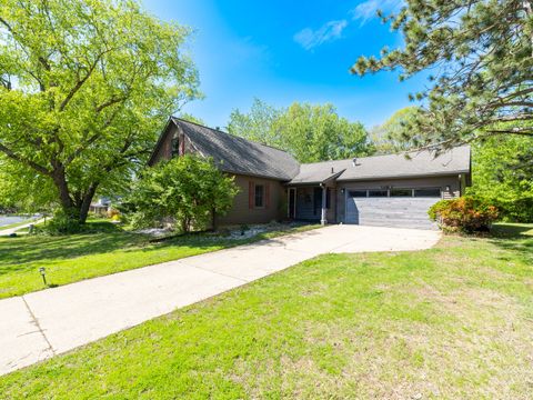 Photo of Peoria, IL 61615 (MLS # 12621129)