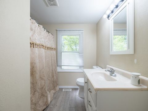 Tiny photo for Peoria, IL 61615 (MLS # 12621129)