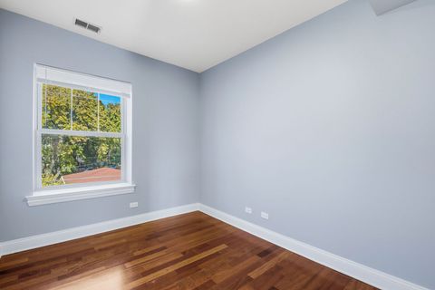 Tiny photo for 4109 W Eastwood Avenue #2, Chicago, IL 60630 (MLS # 12520752)